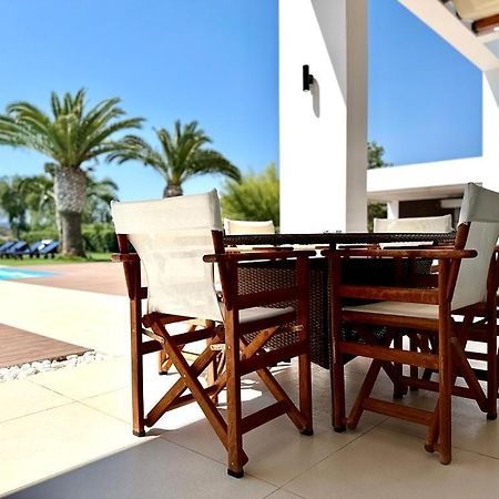 ארמיוני Leblanc Luxurious Beachfront Villa, Gcollectiongr מראה חיצוני תמונה
