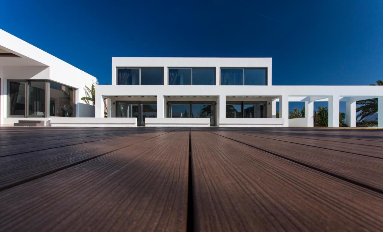 ארמיוני Leblanc Luxurious Beachfront Villa, Gcollectiongr מראה חיצוני תמונה
