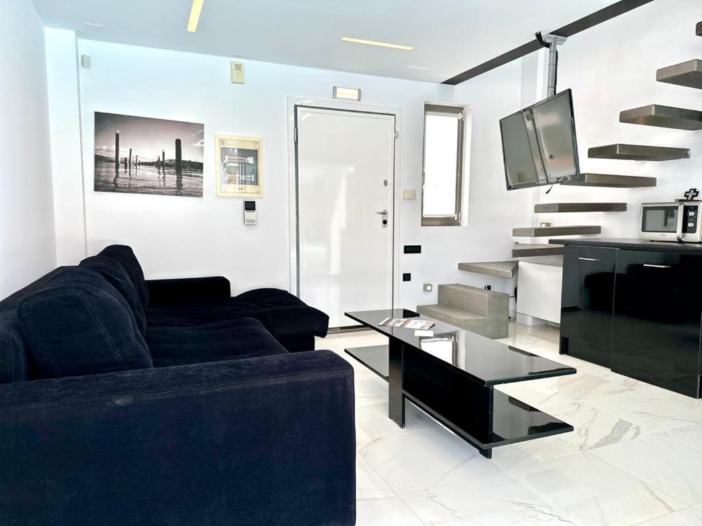 ארמיוני Leblanc Luxurious Beachfront Villa, Gcollectiongr מראה חיצוני תמונה