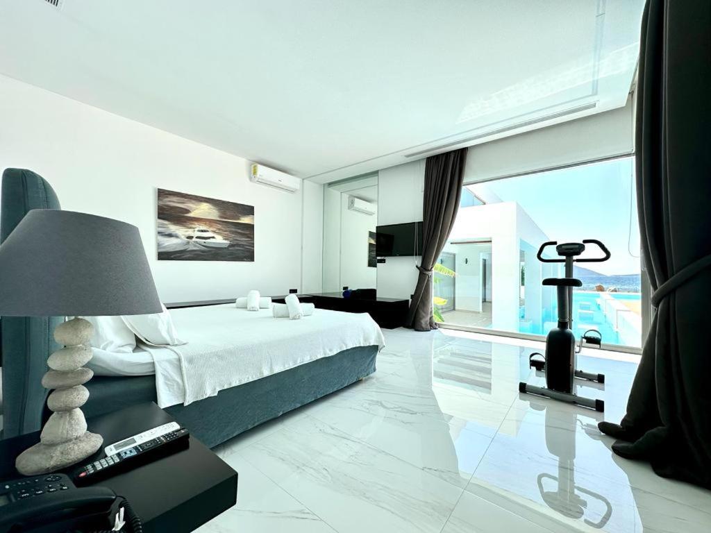 ארמיוני Leblanc Luxurious Beachfront Villa, Gcollectiongr מראה חיצוני תמונה