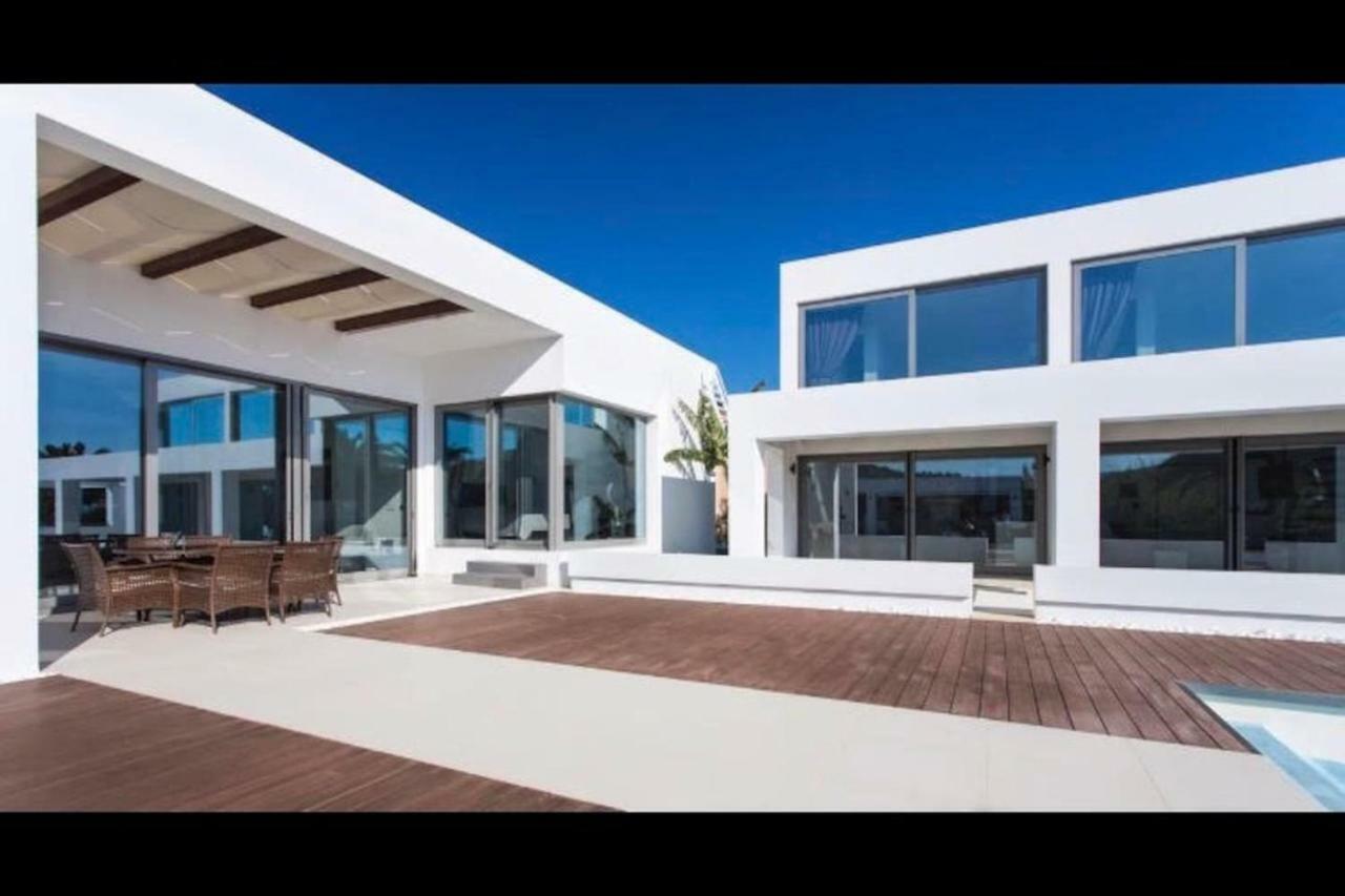 ארמיוני Leblanc Luxurious Beachfront Villa, Gcollectiongr מראה חיצוני תמונה